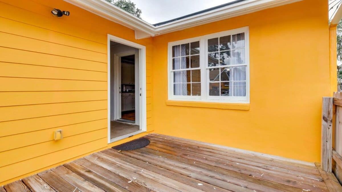 Retro Rainbow At Herb River-Highlighter Hideaway #5 Savannah Bagian luar foto